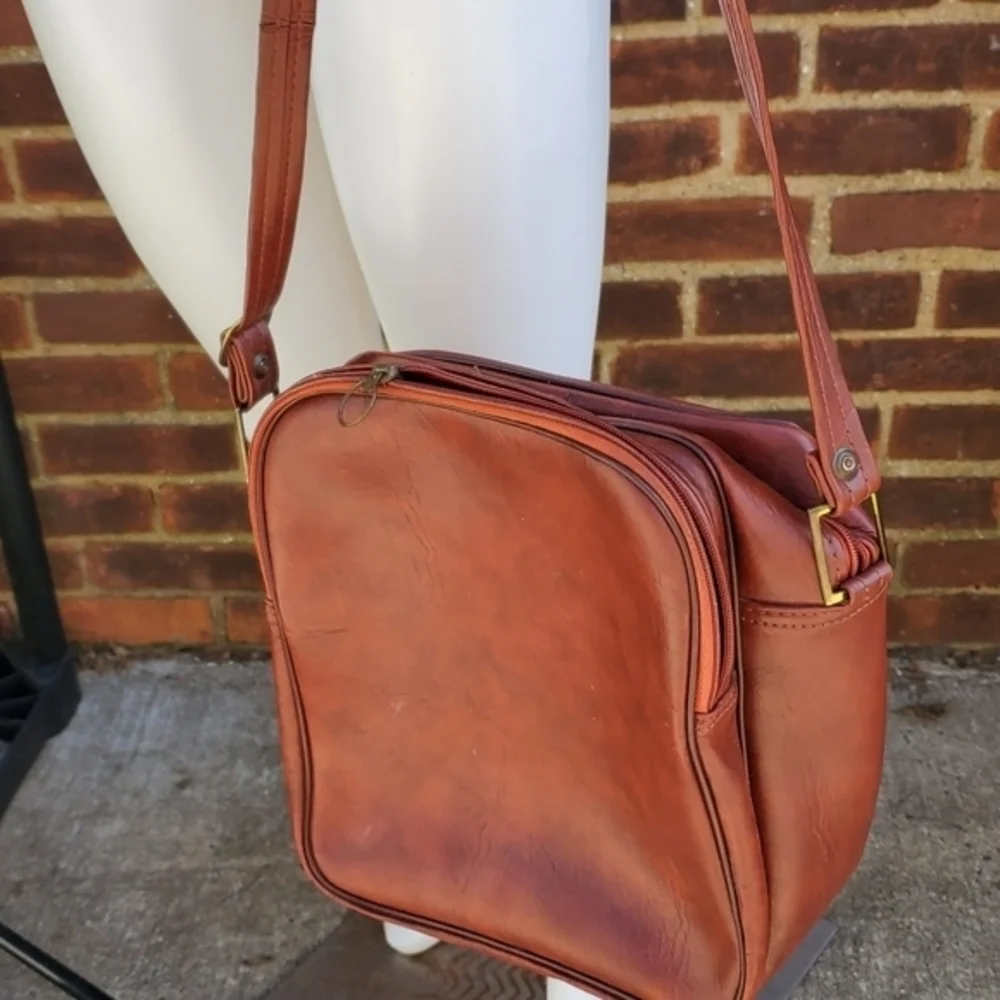 Vintage Jetliner Cognac Brown Leather Crossbody Bag Retro Travel Camera Purse